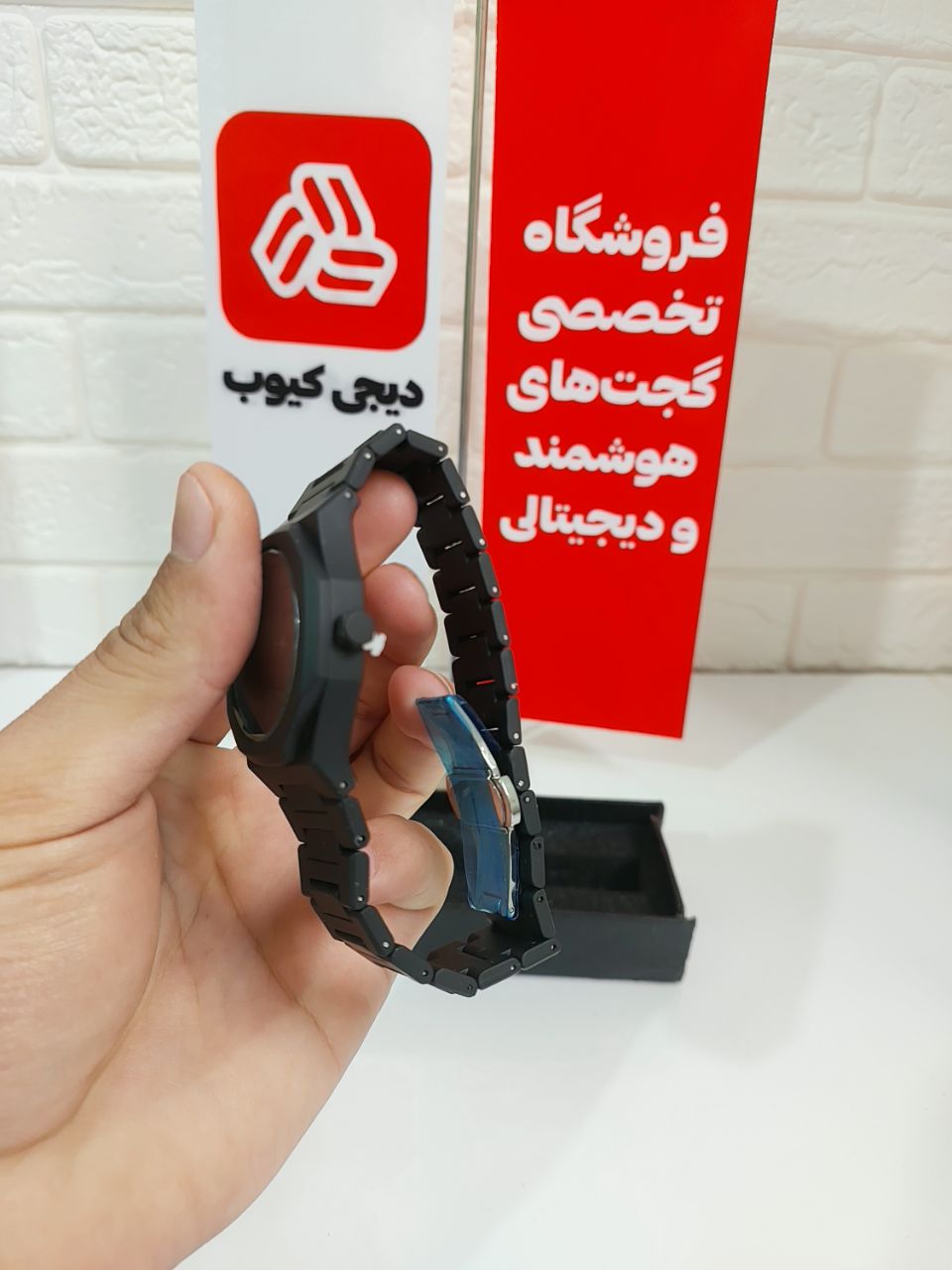 ساعت فول بلک کربن عقربه ای 2025 طرح ایرانی